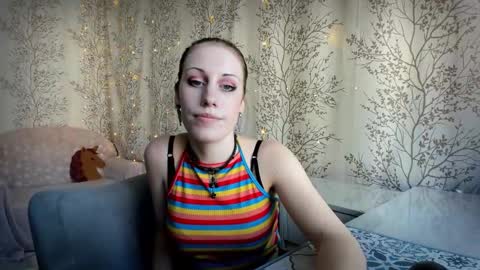 Snapshot of marylou_ chatting on 09/26/25, 07:45 Mary Lou online show from 09/26/25, 07:45