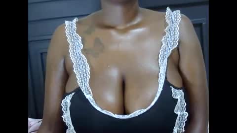 Snapshot of marylov23 chatting on 11/15/25, 07:38 marylov23 online show from 11/15/25, 07:38