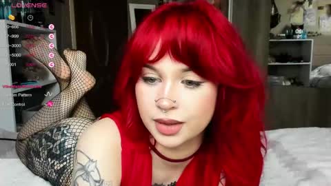 Snapshot of marynixoxo chatting on 05/06/26, 02:55 Mary x online show from 05/06/26, 02:55