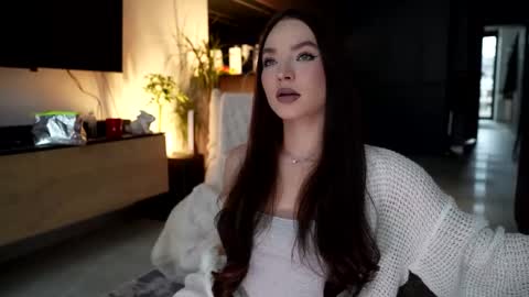 Marina online show from 11/15/25, 10:01