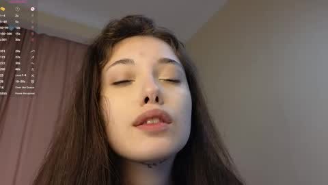Hi Im Olivia Im new here3 online show from 05/29/26, 03:04