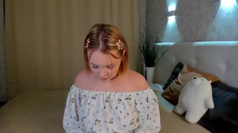 Mary online show from 02/01/26, 09:19