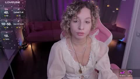 Mary online show from 11/27/25, 06:26