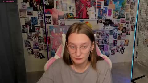 maryyy_may online show from 09/16/25, 05:03