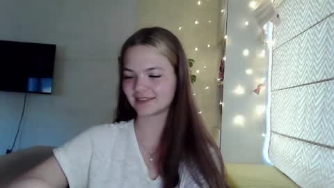 Snapshot of masakodownen chatting on 06/30/26, 03:13 Nessa online show from 06/30/26, 03:13