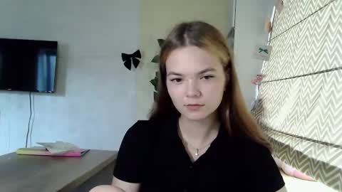Snapshot of masakodownen chatting on 07/18/26, 08:18 Nessa online show from 07/18/26, 08:18