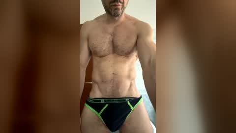 Snapshot of maschio9 chatting on 06/25/26, 03:49 maschio9 online show from 06/25/26, 03:49