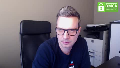 Snapshot of maschiodavide89 chatting on 02/20/25, 07:01 David online show from 02/20/25, 07:01