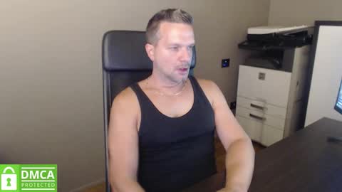 Snapshot of maschiodavide89 chatting on 09/10/25, 06:35 David online show from 09/10/25, 06:35