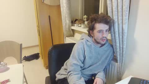 Snapshot of mash_potatoes_are_good chatting on 02/23/25, 01:02 mash_potatoes_are_good online show from 02/23/25, 01:02