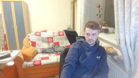 Snapshot of mash_potatoes_are_good chatting on 10/12/25, 02:43 mash_potatoes_are_good online show from 10/12/25, 02:43