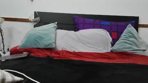 greenhot2 online show from 03/01/25, 07:04