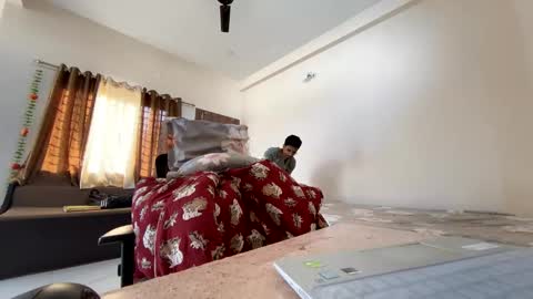 Mask Boy online show from 12/31/24, 03:23