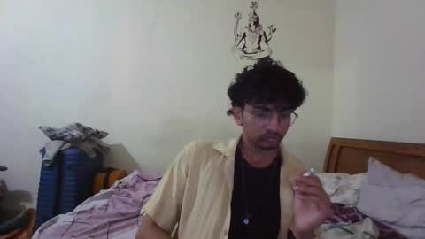 Mask Boy online show from 10/24/25, 06:54