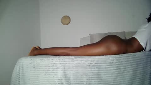 masked_shy_girl online show from 04/20/26, 09:16