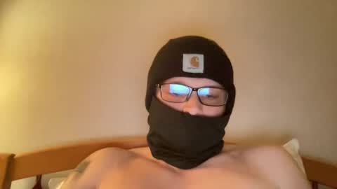 Snapshot of maskedupleo chatting on 09/20/25, 06:58 maskedupleo online show from 09/20/25, 06:58