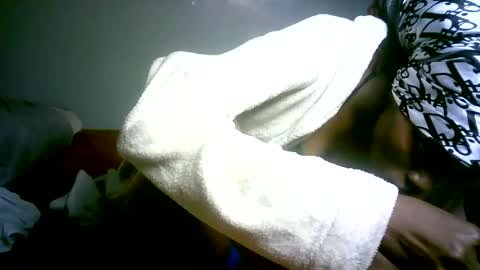Snapshot of maskgang001 chatting on 07/14/26, 02:05 maskgang001 online show from 07/14/26, 02:05