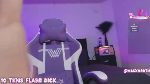 Mason Rothwell   online show from 10/22/25, 09:53