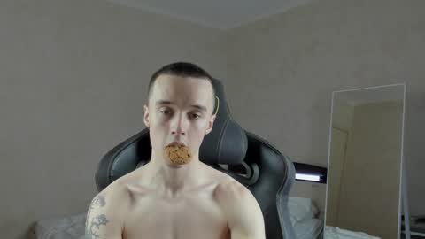 Snapshot of mason_warhol chatting on 12/23/24, 10:44 Mason online show from 12/23/24, 10:44