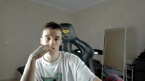 Snapshot of mason_warhol chatting on 03/04/25, 12:55 Mason online show from 03/04/25, 12:55