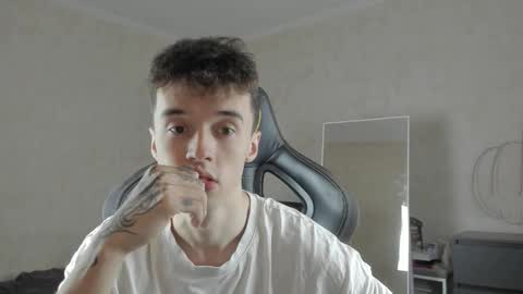 Snapshot of mason_warhol chatting on 10/06/25, 09:07 Mason online show from 10/06/25, 09:07