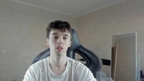 Snapshot of mason_warhol chatting on 02/14/26, 02:36 Mason online show from 02/14/26, 02:36