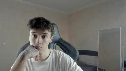 Snapshot of mason_warhol chatting on 02/15/26, 02:47 Mason online show from 02/15/26, 02:47