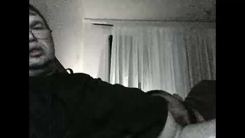 Dad .....AkA Your moms man online show from 12/04/24, 12:14