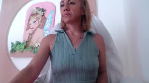 Snapshot of massielferretis chatting on 05/18/26, 08:36 massiel ferreti online show from 05/18/26, 08:36