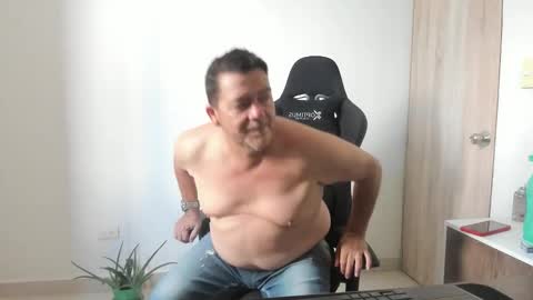 Snapshot of massimo_danger chatting on 10/15/25, 06:19 massimo_danger online show from 10/15/25, 06:19