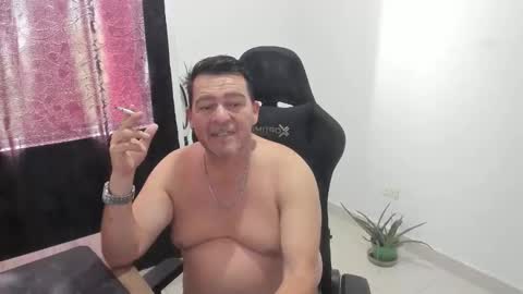 Snapshot of massimo_danger chatting on 10/20/25, 06:52 massimo_danger online show from 10/20/25, 06:52