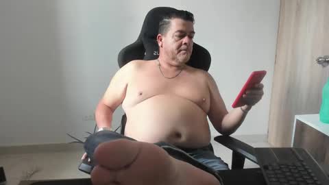 Snapshot of massimo_danger chatting on 10/21/25, 08:09 massimo_danger online show from 10/21/25, 08:09