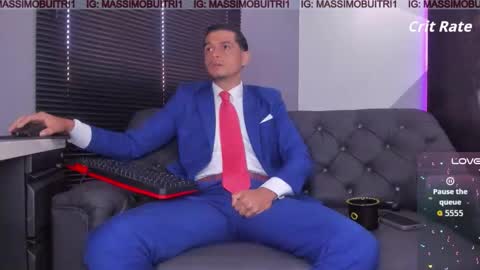 I am Massimo online show from 11/20/25, 02:06