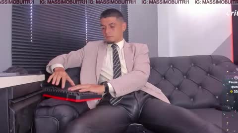 I am Massimo online show from 02/11/26, 03:06