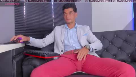 Snapshot of massimo_g chatting on 06/22/26, 02:47 I am Massimo online show from 06/22/26, 02:47