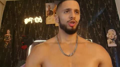 massimo_greco2 online show from 11/06/25, 09:48