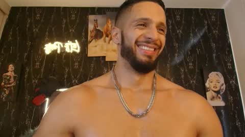 massimo_greco2 online show from 11/10/25, 09:36