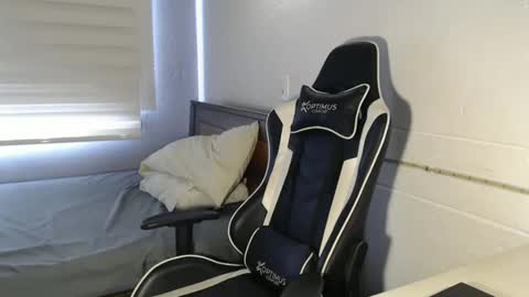 Snapshot of massimo_jiovano chatting on 12/07/24, 03:19 massimo online show from 12/07/24, 03:19