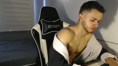 Snapshot of massimo_jiovano chatting on 12/09/24, 03:54 massimo online show from 12/09/24, 03:54