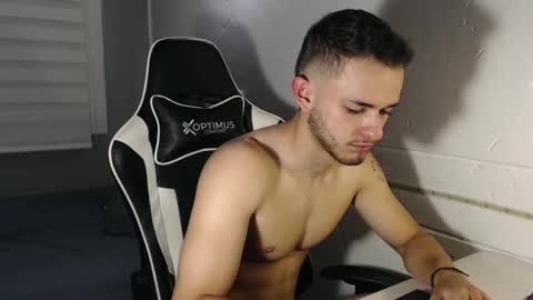 Snapshot of massimo_jiovano chatting on 01/10/25, 02:57 massimo online show from 01/10/25, 02:57