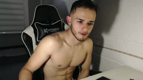 Snapshot of massimo_jiovano chatting on 02/11/25, 11:44 massimo online show from 02/11/25, 11:44