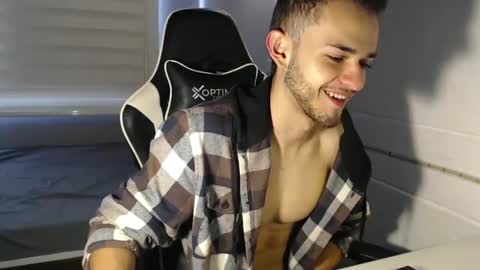 Snapshot of massimo_jiovano chatting on 02/21/25, 03:10 massimo online show from 02/21/25, 03:10