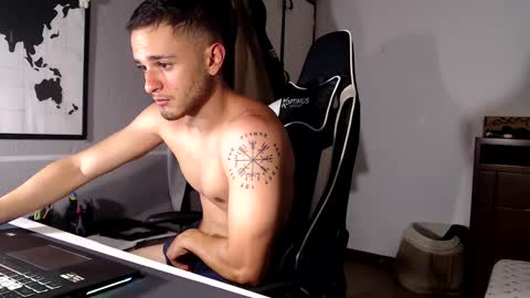 Snapshot of massimo_jiovano chatting on 09/13/25, 11:15 massimo online show from 09/13/25, 11:15