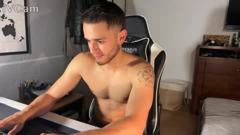 Snapshot of massimo_jiovano chatting on 09/28/25, 11:21 massimo online show from 09/28/25, 11:21