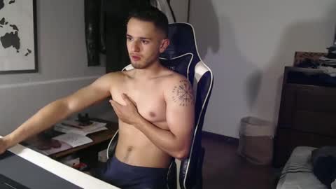 Snapshot of massimo_jiovano chatting on 10/05/25, 11:02 massimo online show from 10/05/25, 11:02