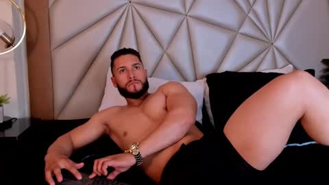 Massimo online show from 03/12/25, 06:55