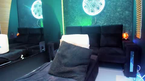 massimowalton2 online show from 12/18/24, 04:20