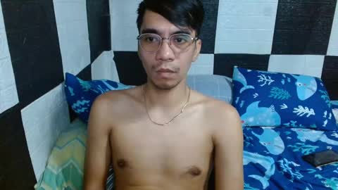 massive_boner02 online show from 12/10/24, 07:05