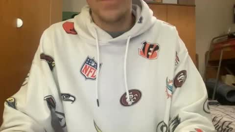 Snapshot of massiverob99 chatting on 02/13/26, 01:40 massiverob99 online show from 02/13/26, 01:40