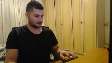 Snapshot of massu1994 chatting on 11/09/25, 02:10 Massu94 online show from 11/09/25, 02:10